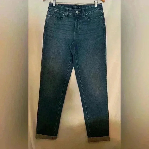 Talbots Simply Flattering Collection 5 pocket‎ solid color size 4 - Picture 1 of 7